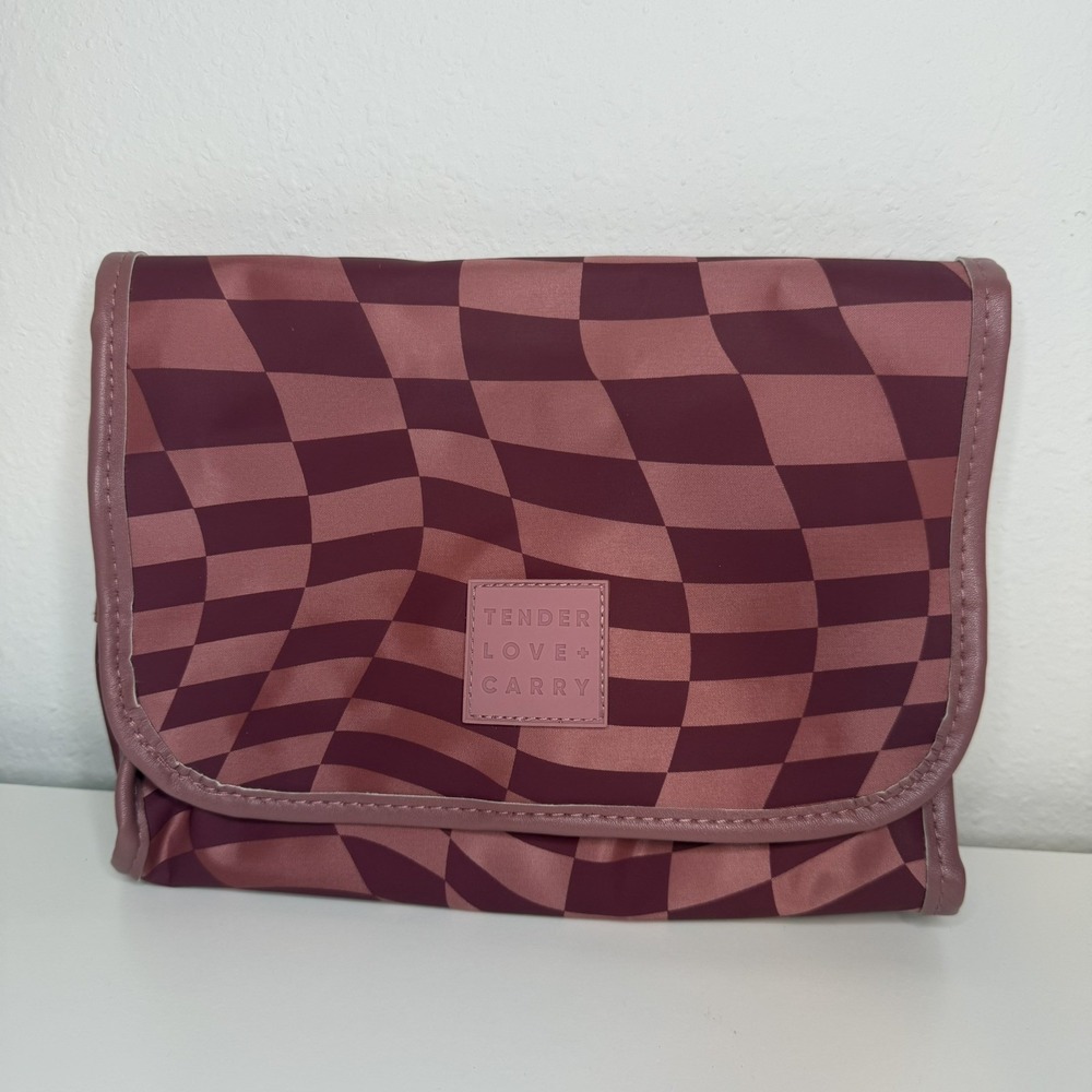 Tender Love + Carry Hanging Travel Toiletry Bag ~ Trendy Checker Burgundy
